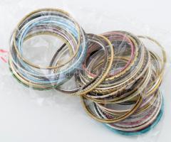 65 darab design karkötő