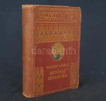 Almásy László:  Autóval Szudánba. Első autó-utazás a Nílus mentén. Vadászatok Angol-Egyiptomi Szudánban. Cholnoky Jenő előszavával. 82 képpel. Budapest, [1931]. Lampel Róbert - Wodianer F. és Fiai Könyvkiadóvállalata (Franklin-Társulat ny.) 1 t. (címkép) + 240 p. + 28 t. (27 kétoldalas). Harmadik kiadás. Az Almásy László és Esterházy Antal közös, 1926. évi afrikai felfedező- és vadászútjáról szóló beszámoló először 1929-ban jelent meg, ezt a kiadást két éven belül két kiadás követte. Az egyes kiadások közti különbség a kötéstábla feliratozásában, az illusztrációs anyagban és a térkép meglétében vagy nem létében körvonalazható. Az 1929. évi első kiadás 83 fényképpel és 1 kihajtható térképpel rendelkezik, a gerincen és az első kötéstáblán pedig az ,,Autóval Szudánban&quot; téves címfelirat olvasható. A kötés feliratozását a második és harmadik kiadásban már javították, ott már ,,Autóval Szudánba&quot; felirat olvasható; a második és harmadik kiadás pedig egységesen nélkülözi a térképet, és 83, illetve 82 felvétellel jelent meg, az 1930., illetve az 1931. évben. Példányunk oldalain halvány foltosság, a kötet fűzése a hátsó előzéknél enyhén meglazult. (A Magyar Földrajzi Társaság könyvtára.) Vuray 26. Díszesen aranyozott, festett, enyhén kopott kiadói egészvászon kötésben. Jó példány.