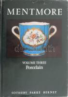 Mentmore Volume Three. Catalogue of Vicennes and Sévres and Other Continental Porcelain and Italian Maiolica. Sotheby katalógus. Kiadói kartonált kötés, papír védőborítóval, kissé kopottas állapotban, benne mellékletben az árak.