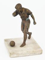 cca 1940, Bronz focista figura, márvány talpazaton, patinás, m: 18 cm