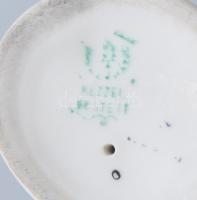 Hollóházi hegedűs. Jelzett, m: 14 cm