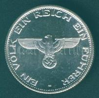 DN "Adolf Hitler" modern ezüstözött fém érem, fantáziakiadás T:exPP