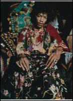 cca 1965 Jimi Hendrix (1942-1970) amerikai énekes, gitáros, zeneszerző portréja Pánczél György (1920-?) filmtörténész hagyatékából (film- és színházifotó gyűjteményéből), 1 db modern nagyítás, jelzés nélkül, 21x15 cm