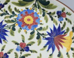 cca 1920 Telkibánya, nagyméretű dísztál. Jelzett, 1-1 mázhibával, d: 34,5 cm