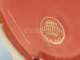 Zsolnay ún. "Csőcica" - nagyméretű macska pár. Terv.: Nádor Judit. Piros és lila mázzal be...