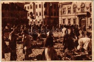 ~1951 Temesvár, Timisoara; Piata / piac / market (lyuk / pinhole)