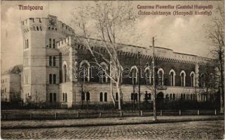 Temesvár, Timisoara; Cazarma Pionerilor (Castelul Hunyadi) / Utász laktanya a Hunyadi kastélyban / military barracks in the castle