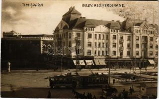 1929 Temesvár, Timisoara; Bulev. Reg. Ferdinand / utca, villamos, Grosz & Weisz és Viliam Weisz si Fiul üzlete / street, tram, shops. photo (fl)