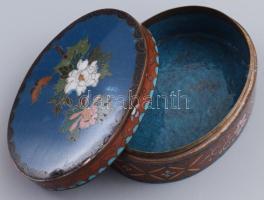 1900 Kínai cloisonne bonbonier. Jelzés nélkül, kis kopással, 9x7 cm
