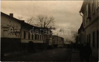 ~1927 Oravicabánya, Oravita; leégett épületek a tűz után / burnt down buildings after the fire. E. Benesch Atelier Fotografic photo (fl)