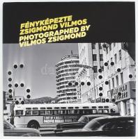 Fényképezte Zsigmond Vilmos. 2015, Ludwig Múzeum - Kortárs Művészeti Múzeum. Kiadói kartonált kötés, papír védőborítóval, jó állapotban.