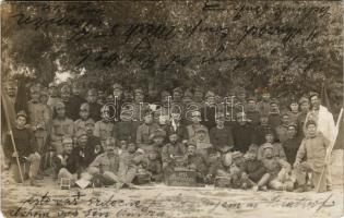 1915 Komárom, Komárnó; Telephon-Kurs / Osztrák-magyar katonai távbeszélő tanfolyam csoportképe / WWI Austro-Hungarian military group photo from the telephone course (fl)