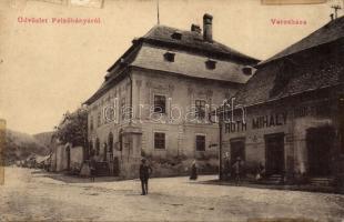 Felsőbánya town hall with the shop of Mihály Róth