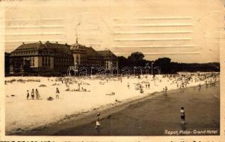 1943 Sopot, Zoppot; Plaza, Grand Hotel / beach, hotel, bathers. Foto Refleks photo (EK)