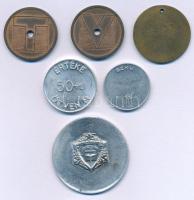 6db-os magyar zseton- és bárcatétel, közte "Miskolci Vendéglátó Vállalat - Étkezés" Al bár...