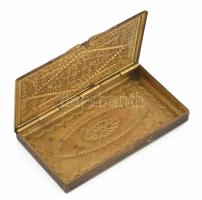 Antik kis díszdoboz. Domborított réz, zománcozott díszítéssel, 8x4 cm