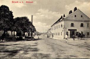 1913 Lajtabruck, Bruck an der Leitha; Altstadt / Óváros, M. Hintermayer üzlete / street view, shop of Hintermayer