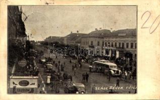 1940 Szászrégen, Reghin; Főtér, üzletek, automibilok / main square, shops, automobiles (vágott / cut)