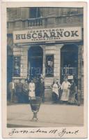 Budapest VIII. Takács József-féle Józsefvárosi húscsarnok, &quot;a nemzeti hadsereg hússzállítója&quot;. Baross utca 118. photo (EK)