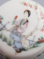 Kínai pecsétviasz tároló edény, porcelán, jelzett, cca 1960, d: 7,5 cm, m: 5 cm