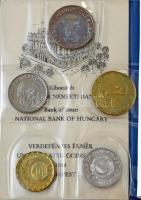 1984. 2f-20Ft (10xklf) érmés forgalmi sor "Magyar Népköztársaság forgalmi érméi" sötétkék ...