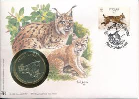 Portugália DN (1991) "A Világ Vadvédelmi Alap (WWF) 30. évfordulója - Felis Lynx (Eurázsiai hiúz)" kétoldalas fém emlékérem érmés borítékban, bélyeggel és bélyegzéssel, német nyelvű ismertetővel T:PP  Portugal ND (1991) "30th Anniversary of the World Wildlife Fund - Felis Lynx" two-sided metal commemorative medallion in envelope with stamp and cancellation, with German description C:PP