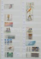 NSZK 1992-1993 kereskedői rendező 30 lapos A4 Leuchtturm berakóban, több ezer bélyeg, rengeteg kompl...