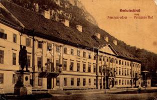 Herkulesfürdő, Baile Herculane; Herkules szobor és Ferenc udvar. Deixner Fanny kiadása 760. / monument, statue, spa hotel (EB)