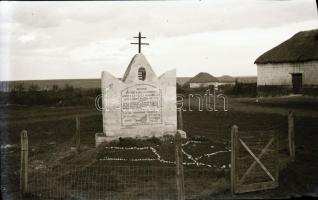 cca 1941 10 db II. világháborús mozgalmas katonai fotó negatív. 9x6 cm