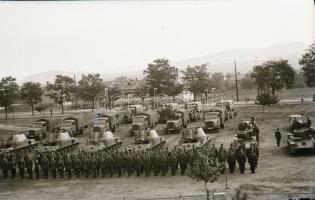 cca 1941 10 db II. világháborús mozgalmas katonai fotó negatív. 9x6 cmn