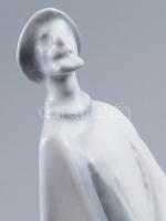 Zsolnay Don Quijote és Sancho Panza. Tervező: Olcsai Kiss Zoltán (1895-1981). Jelzett, m: 38,5 cm //...