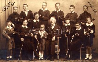 1935 Fogaras, Fagaras; Evangélikus iskola tanulóinak zenekara / music band of the Lutheran school. G. Szabó Fotograf, photo (fl)