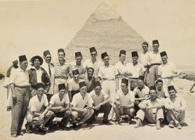 cca 1946-49 futball fotók, össz. 7 db, közte az Elektromos csapata 1948 Egyiptomban, fotó a Kairó vá...