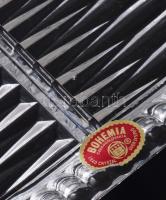 Bohemia ólomkristály mogyorókínáló. Címkével jelzett, 21x17 cm