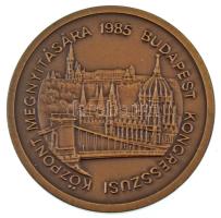 1985. &quot;Budapest Kongresszusi Központ Megnyitására&quot; kétoldalas bronz emlékérem, eredeti dísztokban (42,5mm) T:AU