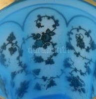 Bohemia talpas díszpohár. Bécs, cca 1840/50, aranymintákkal festett formába öntött opalescensz üveg....