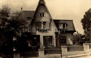 1935 Miskolc, Bruckner Villa a Gróf Apponyi Albert u. 38. szám alatt, keleti front. Rosenblatt művészeti fényképészet (fl)