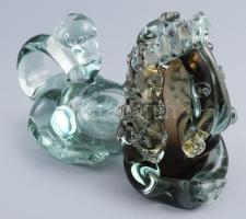 Üveg oroszlán. cca 1950, orosz, kissé színezett iparművész hutaüveg. Jelzés nélkül, 19x13 cm