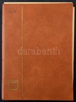 Modern lengyel gyűjtemény döntően postatiszta, kevés pecsételt, 16 lapos A4 berakóban, hátul kevés p...