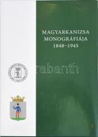 Fejős Sándor (főszerk.): Magyarkanizsa monográfiája 1848-1945. (Kanizsa monográfiája II.) (Dedikált!) Magyarkanizsa, 2018, József Attila Könyvtár. Kiadói aranyozott műbőr-kötés, kiadói papír védőborítóban. A könyv egyik társszerzője és szerkesztője, Zakar Péter (1963- ) történész által dedikált példány.