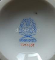 Sorszámmal ellátott Herendi porcelán váza nagyon szép állapotban és 19cm-es magassággal