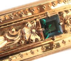 Arany (Au) bross, zöld (zafír?) kővel, 8K, jelzett, bruttó 6,2g