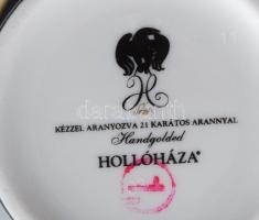 Hollóházi Szász Endre által tervezett dekorral díszített porcelán váza. Jelzett, hibátlan, m: 20 cm