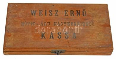 cca 1910 Weisz Ernő rövid-áru nagykereskedő Kassa. Feliratos fa doboz (cérnatartó?) 25x13 cm