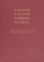 E. Nagy Katalin et al.: A magyar királyok koronázó palástja. Bp., 2002, Magyar Képek. 211 p. Rendkívül gazdag képanyaggal illusztrálva. Kiadói papírkötés, kiadói papírborítóban, jó állapotban.