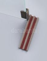 cca 1930 Art deco képkeret. 2 üveglap fém lábakkal, jelzett: TÖRV.VÉDVE S.L.". 25x16 cm