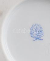 Herendi Viktória mintás oroszlánkörmös kínáló. Jelzett, kis kopással, d: 21 cm, m: 10 cm