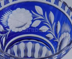 Gazdagon csiszolt kéken pácolt üvegváza. Jelzés nélkül, m: 18 cm