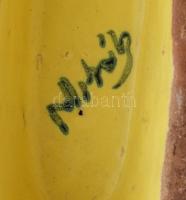 Mihály Béla szárazvirág váza, jelzett, mázhibával, 17x10x8 cm