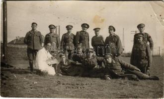 1939 Szamosfalva, Someseni (Kolozsvár, Cluj); román katonák / Romanian military, group of soldiers. photo (non PC) (vágott / cut)